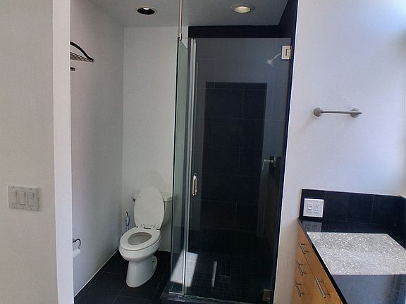 5th image of 1342 Pacheco St Unit C