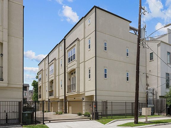 2nd image of 2120 Genesee St