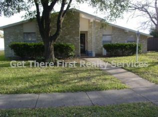 618 Apache Dr, Garland, TX 75043