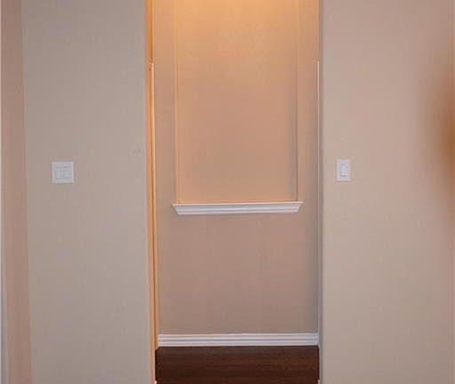 5th image of 220 Carrington Ln