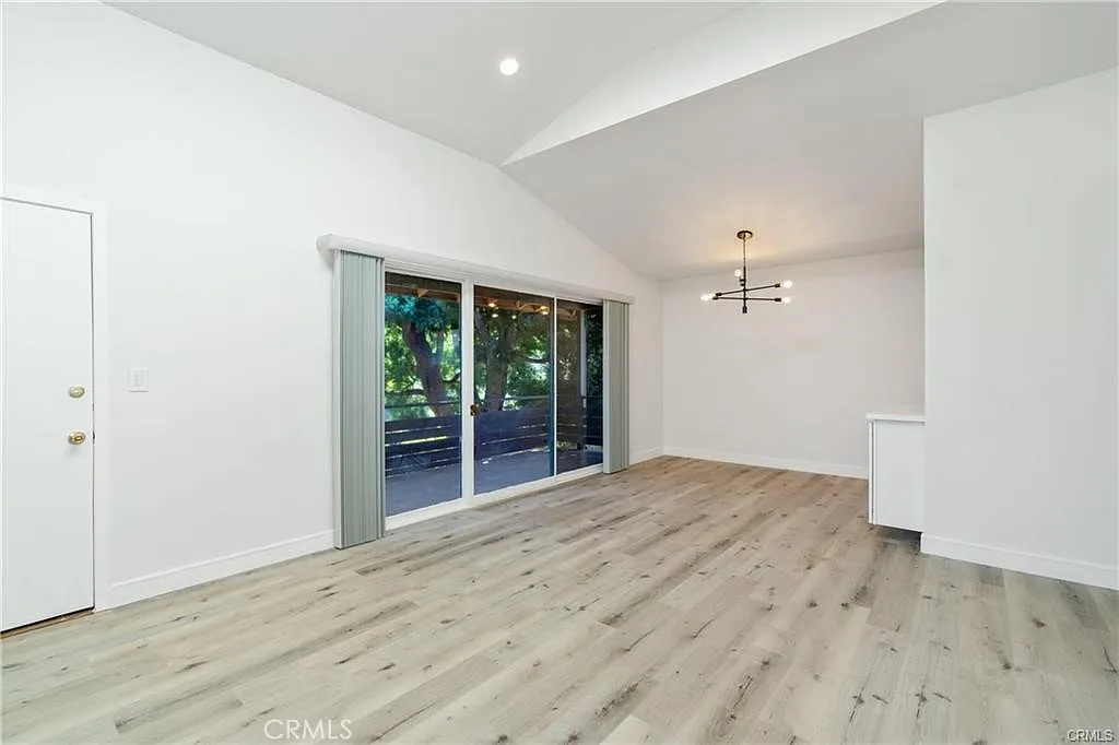 1 bed, 600 sqft, $2,800 — Photo 3
