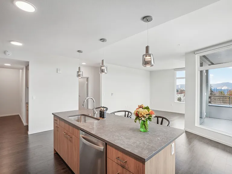 Splash Apartments — Photo 26
