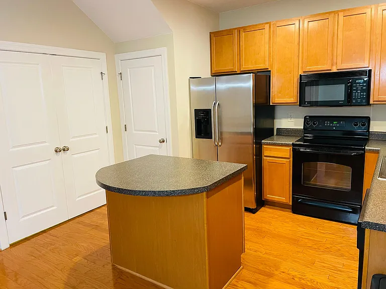 326 Summergate Dr — Photo 7