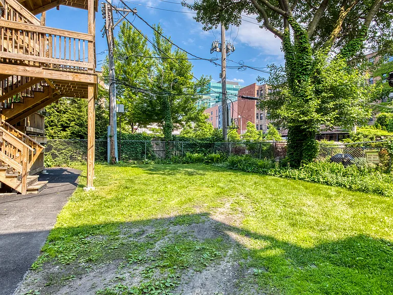 5207 S Blackstone Ave — Photo 16
