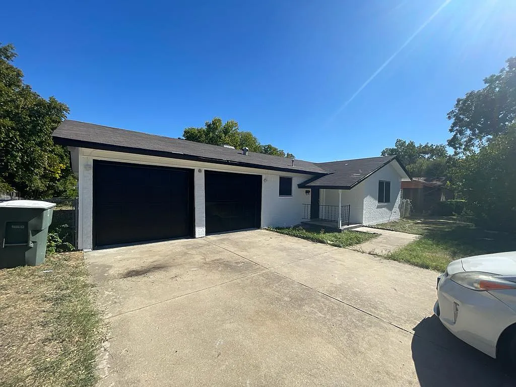 Building Photo - 1818 Janis Dr