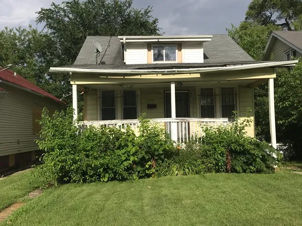 15313 Marshfield Ave, Harvey, IL 60426