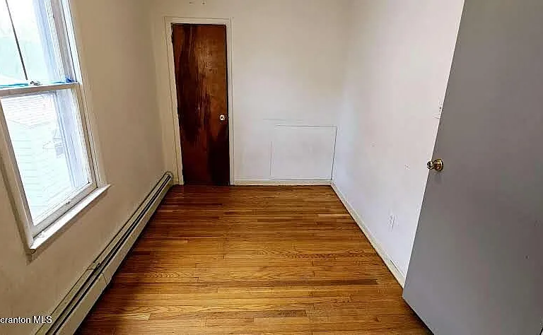 942 E Elm St #2 — Photo 9