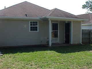 2nd image of 137 Kensington Cir