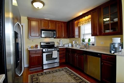 2nd image of 5005 N Natchez Ave