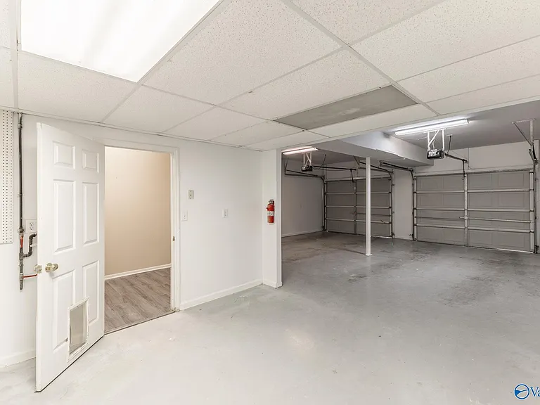 481 Brenda Dr — Photo 34