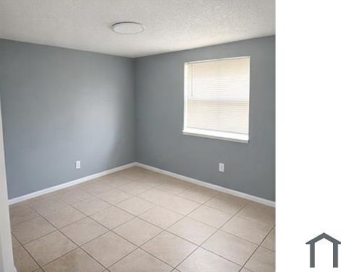 4th image of 1201 E 99th Ave APT A