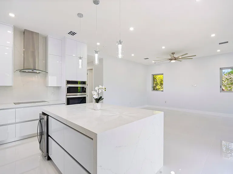 365 Buttonwood Shores Dr — Photo 23