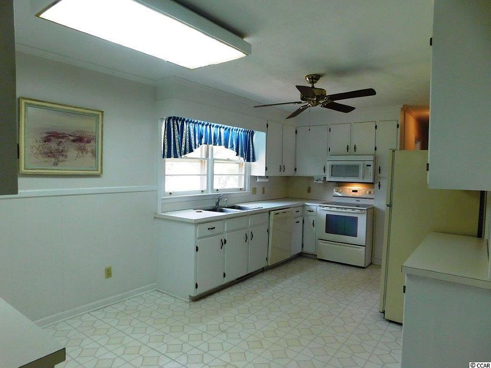 5652 Main St, Loris, SC 29569 Zillow