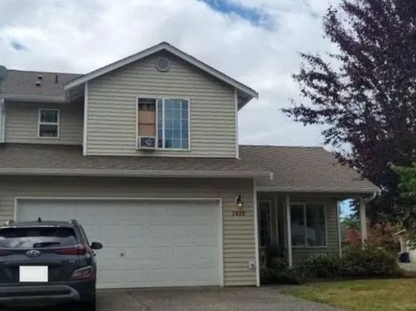 3020 Rosewood St, Mount Vernon, WA 98273