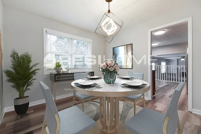 1076 Martin Rd — Photo 4