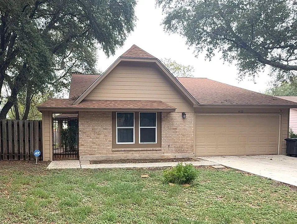 6622 Country Field Dr