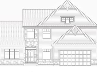 1135 Petrus Ct, Centerville, OH 45458