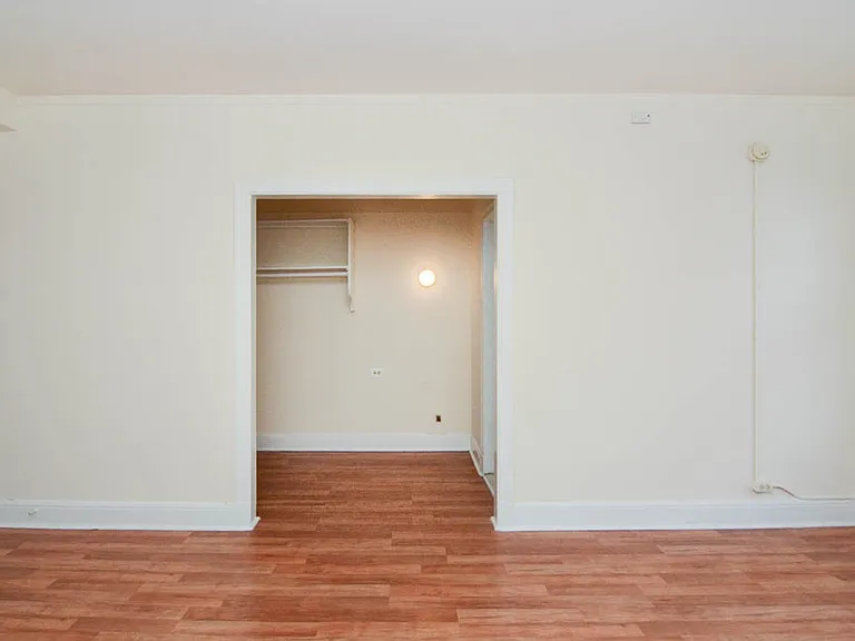 3335 W Diversey Ave #312 — Photo 8