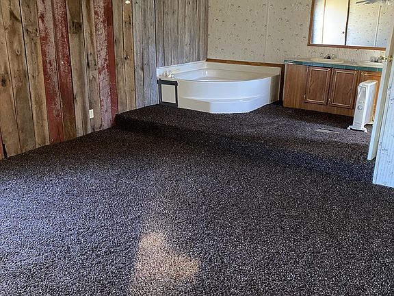5th image of 307 Piper Dr