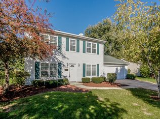 2171 Charleston Dr, Aurora, IL 60506