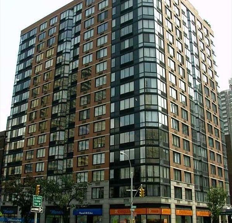 1st image of 215 W 95th St APT 6L