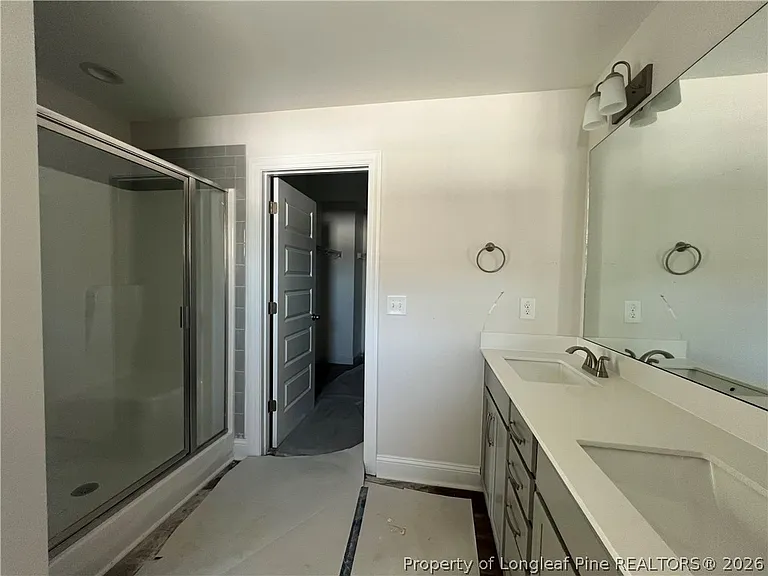 229 Brickendon Ln #324 — Photo 11
