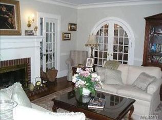 20 Marietta Rd, Glen Cove, NY 11542