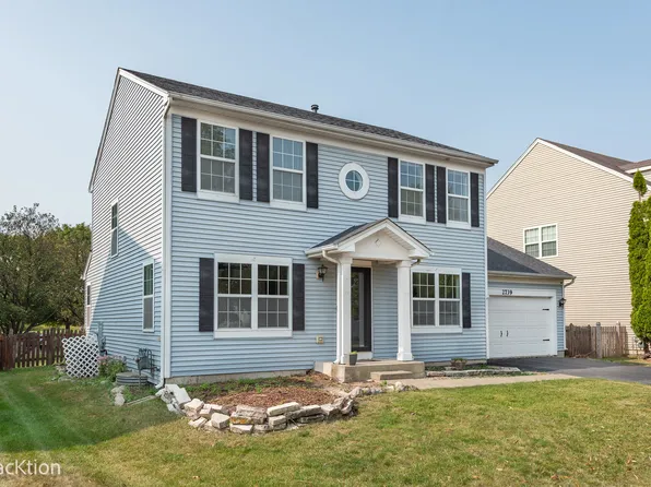 2739 Providence Ave, Aurora, IL 60503