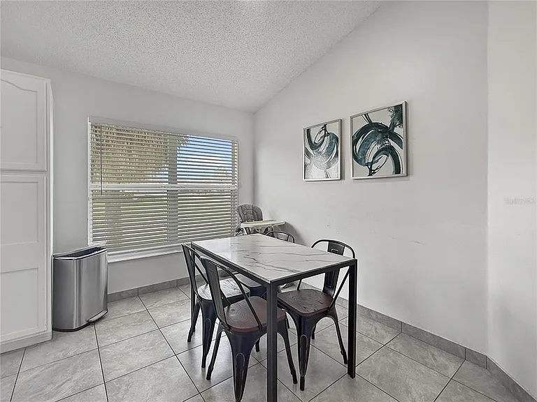 2512 Oneida Loop — Photo 14