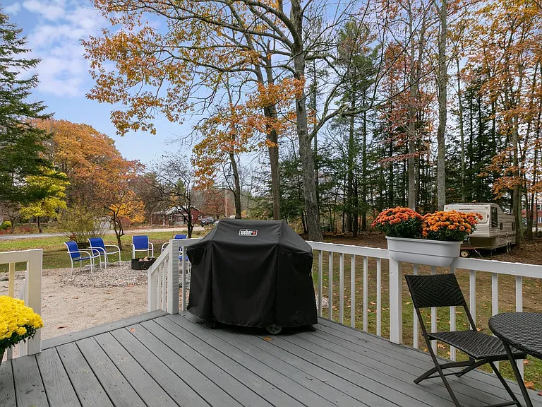 Rear deck