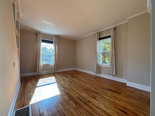 2 bed, 800 sqft, $2,000 — Photo 4