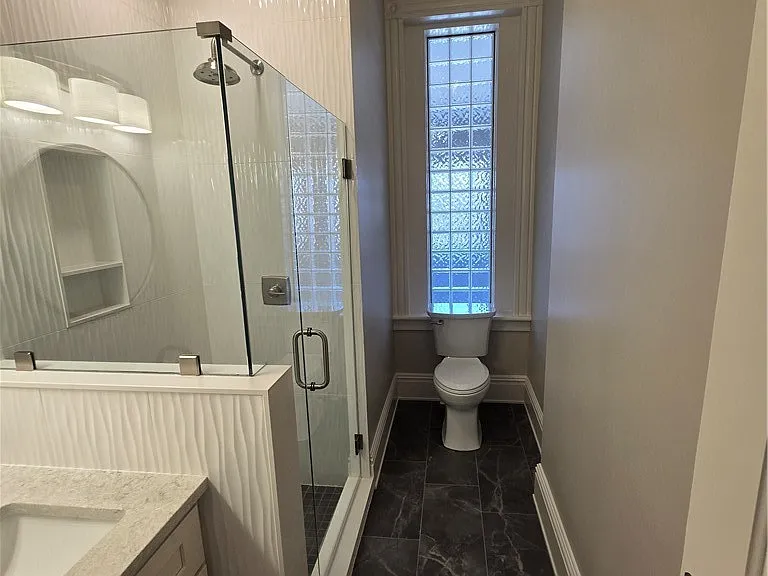 1 N Harvie St #B — Photo 29