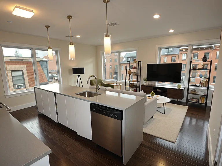 659 Massachusetts Ave #U6 — Photo 2