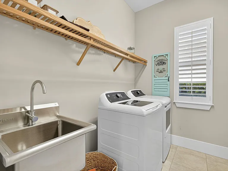 14832 Dockside Ln — Photo 38
