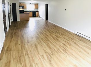 41 Denmark St APT 8, Worcester, MA 01605