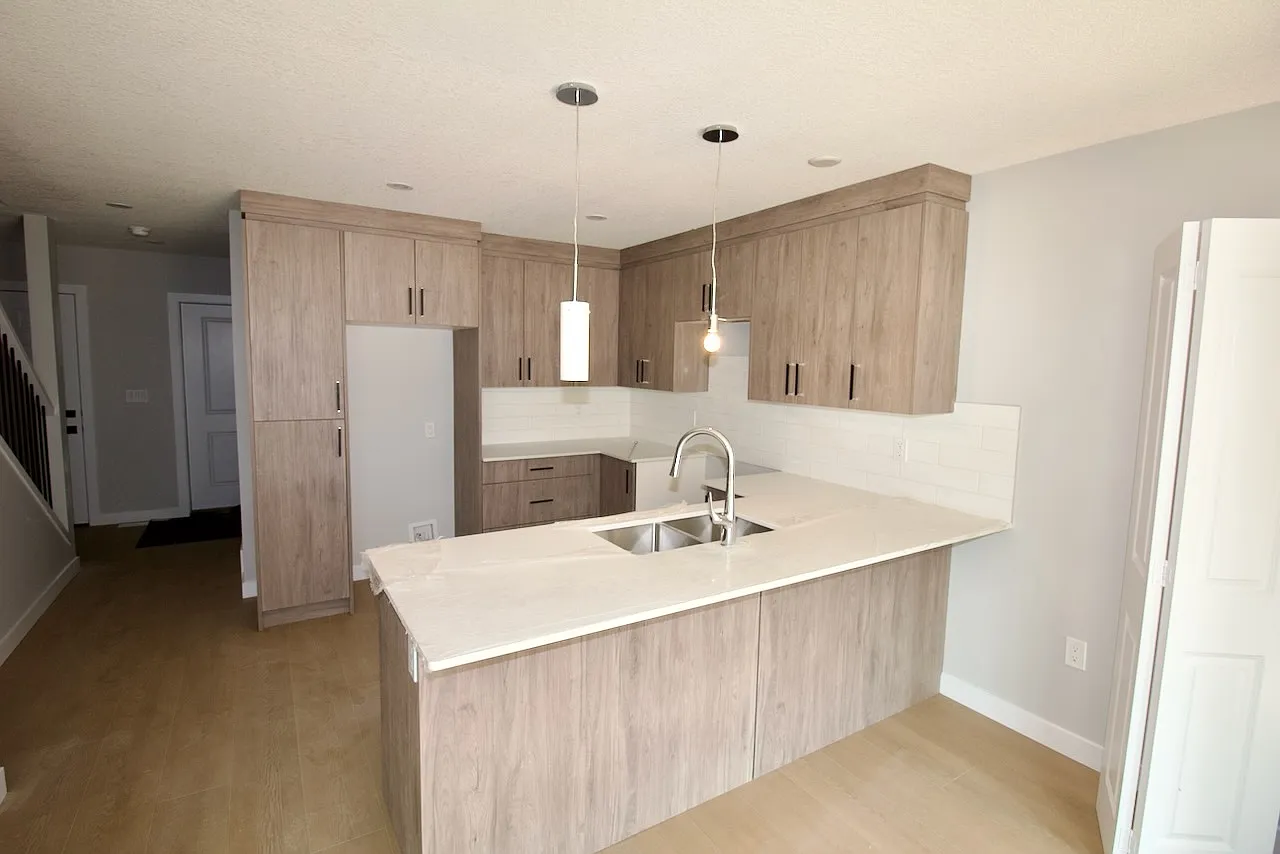 122-1 Bedroom 1 Bathroom Suite For Rent Leduc — Photo 2