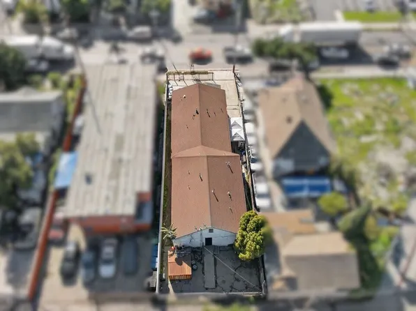 1523 E Vernon Ave, Los Angeles, CA 90011