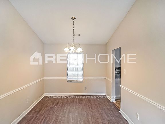 5th image of 6480 Rebecca Lou Ln