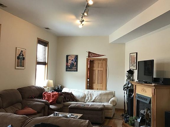 5th image of 3001 N Lincoln Ave