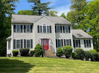 10 Atherton Rd, Hudson, MA 01749