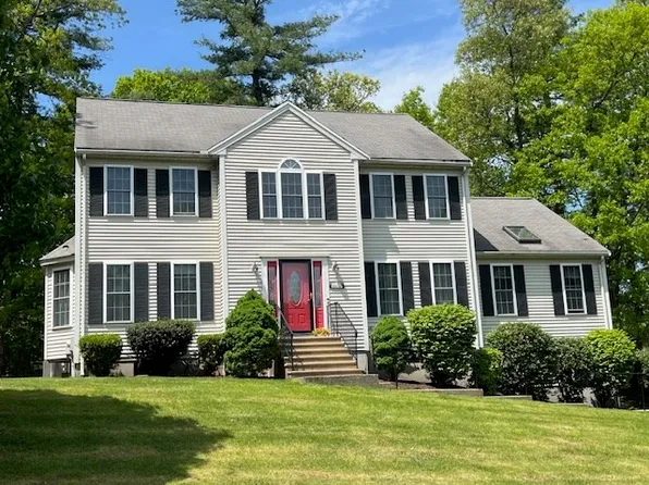 10 Atherton Rd, Hudson, MA 01749