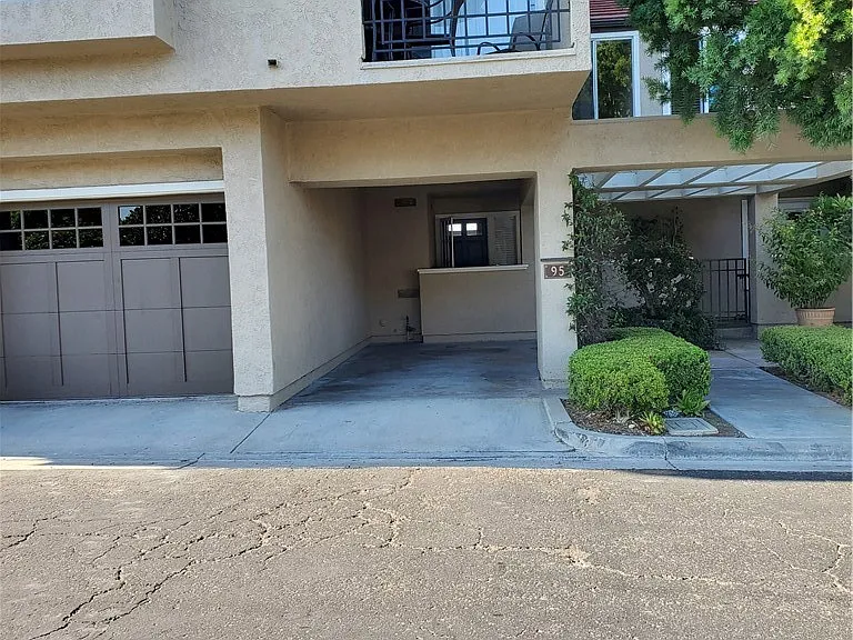 95 Stanford Ct #60 — Photo 19