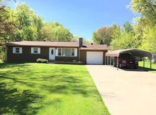 6822 Red Apple Dr, Michigan City, IN 46360
