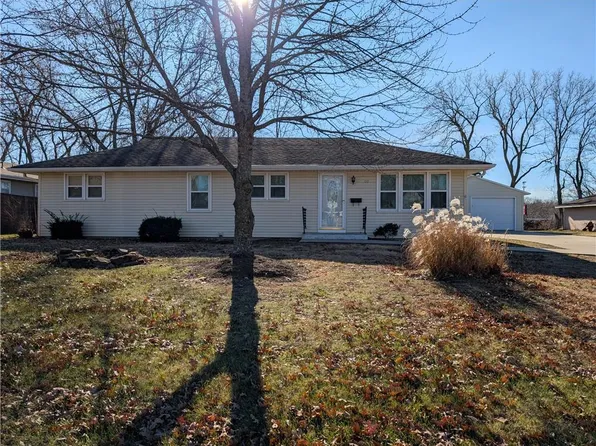 110 E Sparks Ave, Warrensburg, MO 64093