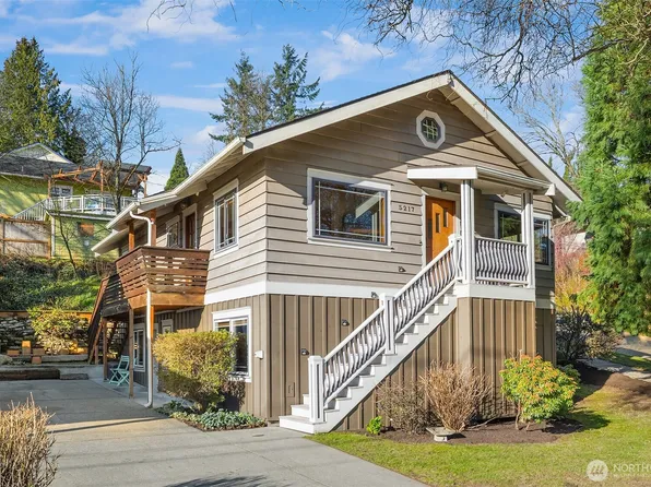5217 5th Avenue NE, Seattle, WA 98105