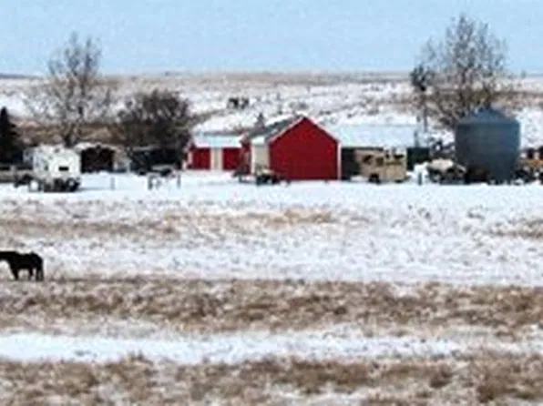 34653 County Road 128, Sidney, MT 59270