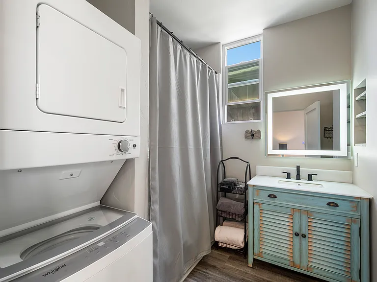 1632 Union St #4 — Photo 7