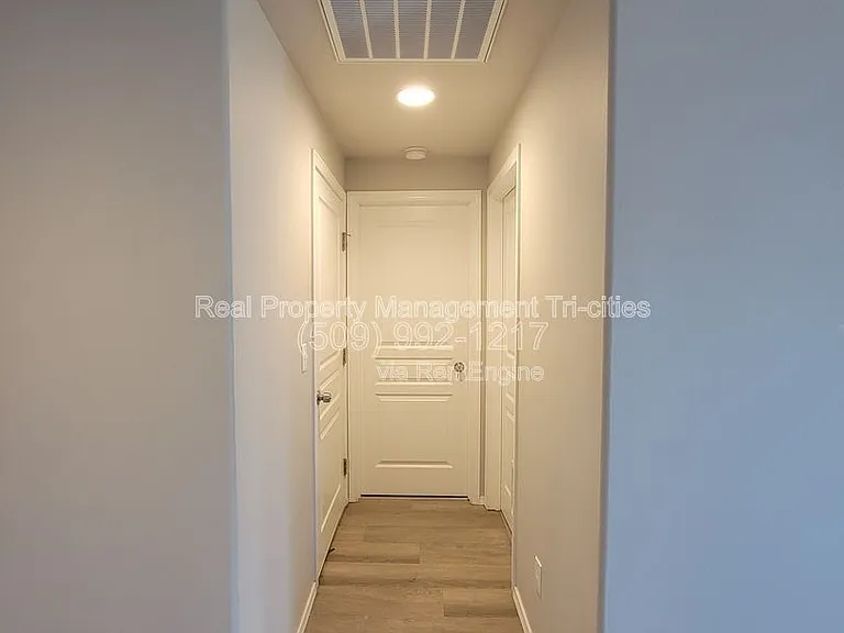 6206 Maryhill Ln — Photo 17