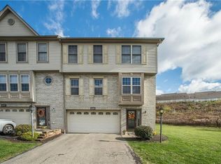 619 Hilton Cir, Oakdale, PA 15071