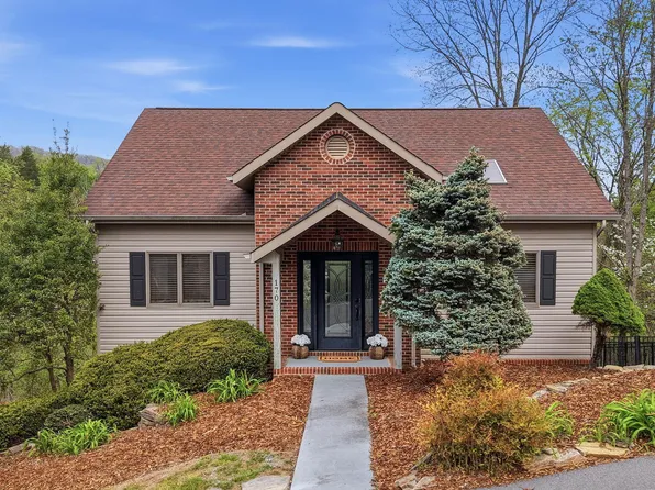 170 Aston Pl, Kingsport, TN 37660